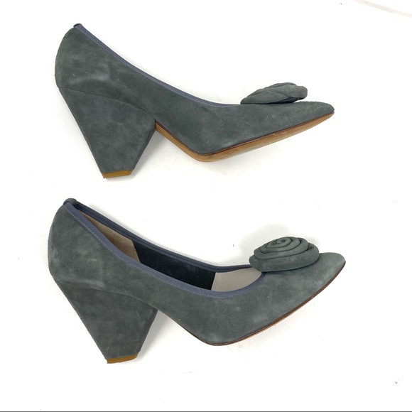 ACCESSOIRE DIFFUSION gray suede heels, vintage, made in Spain, size 39 - Picture 2 of 13